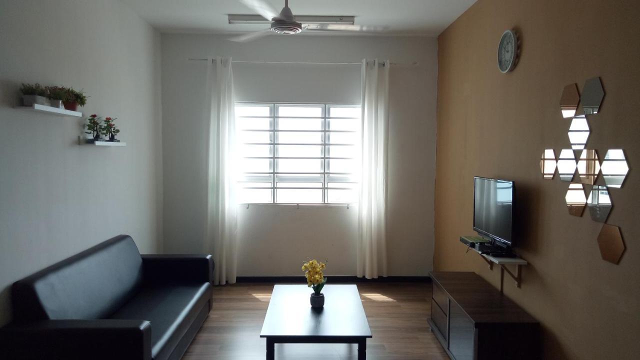 Homestay 2007 Pangsapuri Ladang Tok Pelam Куала-Тренгану Экстерьер фото